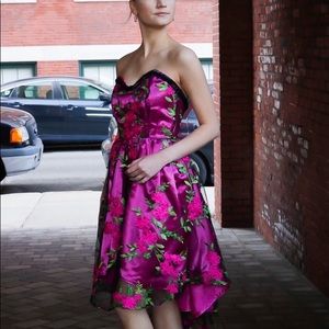 Floral princess seam dress